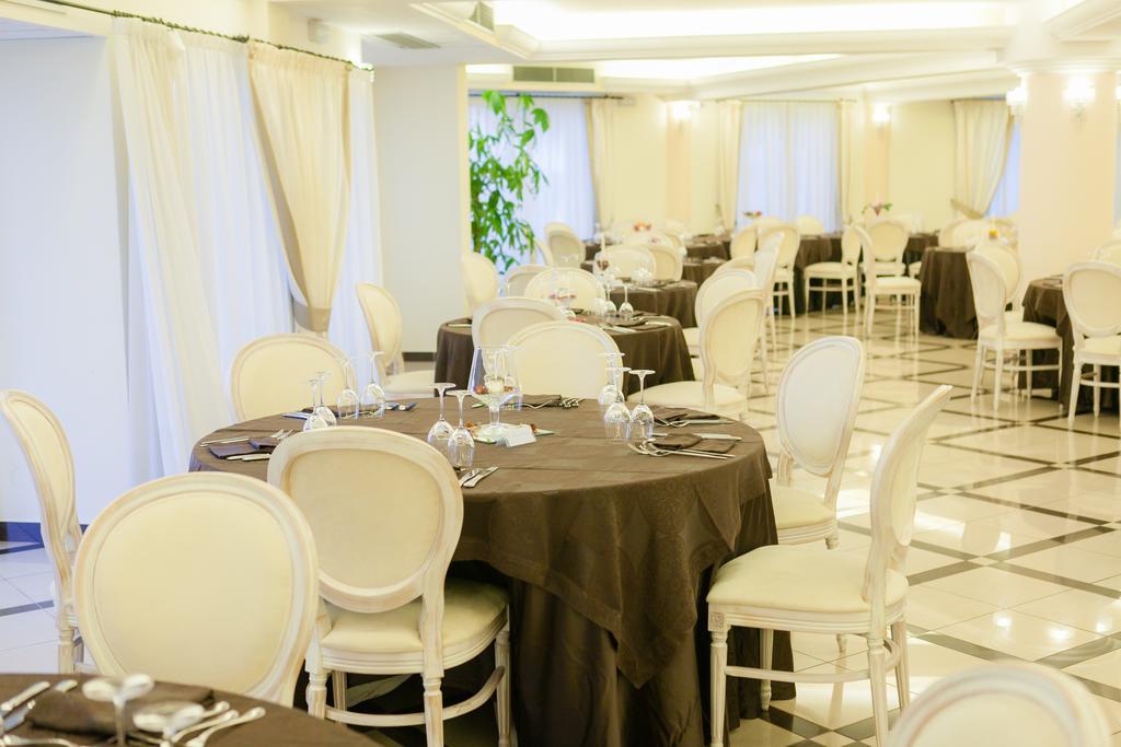 בלבדרה מריטימו Bouganville Palace Hotel מראה חיצוני תמונה